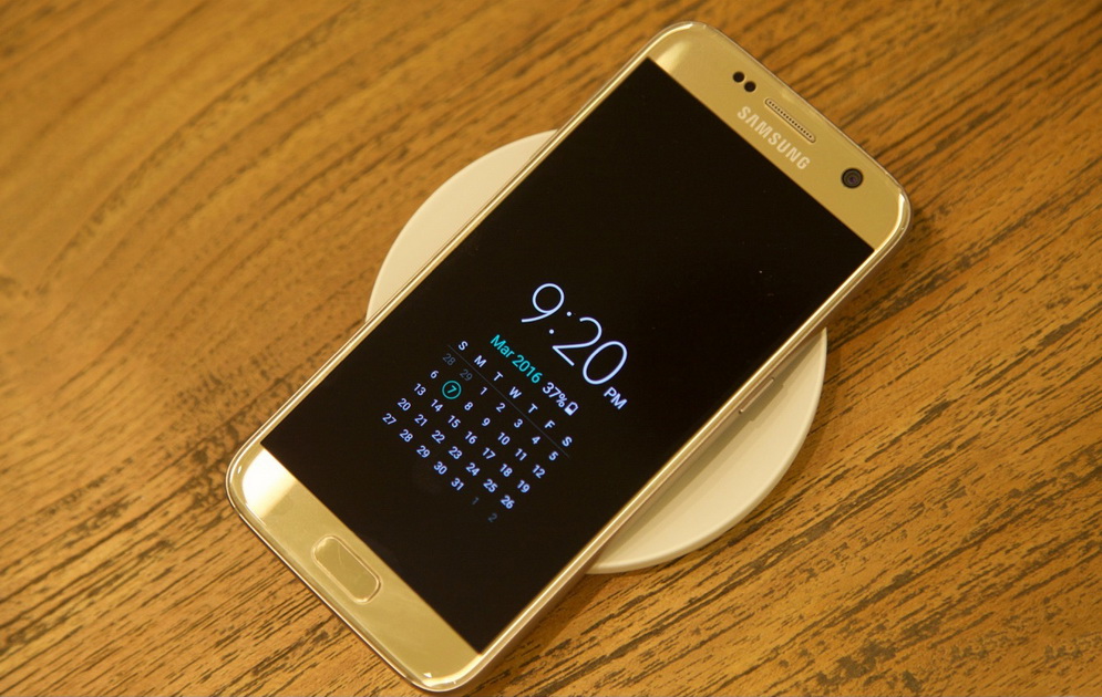 Samsung Galaxy S7-экран смартфона фото 2